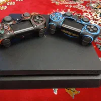 ps4  یک ترابایت کپی خوروهمراه فرمون و فن خنک کنده