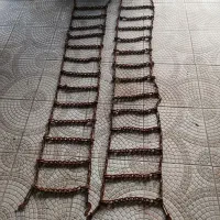 زنجیرچرخ‌خاورنیسان
