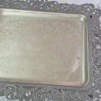سینی پایه دار