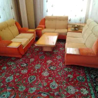 مبل راحتی به همراه جلو مبلی