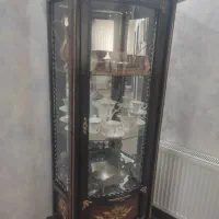 ویترین چوبی با اینه