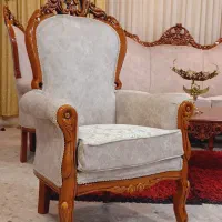 مبلمان سلطنتی مدرن