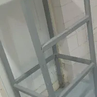 چهار پایه فلزی