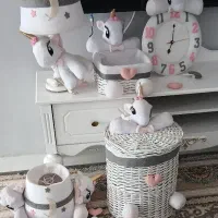 ست سبد و آباژور و ساعت و ... تک شاخ اتاق بچه