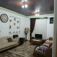 خانه ویلایی. عینک