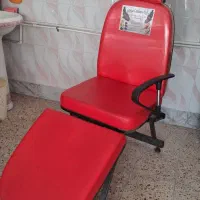 صندلی آرایشگری در حد نو