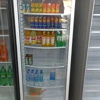 یخچال ایستاده و ترازو