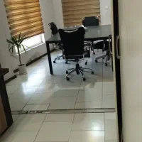 میز کارگروهی یا جلسه شیک