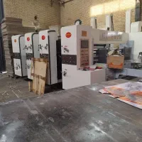 استخدام کارگر وارد به لمینت و دایکات