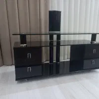 میز تلویزیون در حد نو