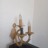 چراغ دیواری طلایی