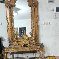 آیینه و شمعدان و ساعت