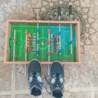 فوتبال دستی و کفش ورزشی سایز 43 و کارت کیمدی
