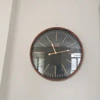 ساعت دیواری