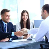 استخدام بازاریاب خانم