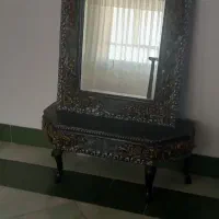اینه ومیز