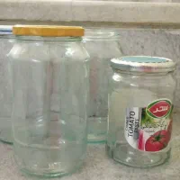 ظروف شیشه ای و پلاستیکی
