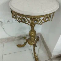 میز برنجی