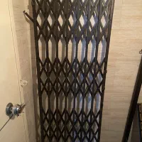 درب اکاردیونی درب ضد سرقت سه گل تسمه ۲/۵ نو