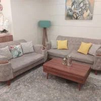 مبل چستر بسیار تمیز در حد نو ۷ نفره