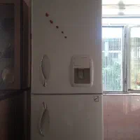 یک عدد یخچال فریزر امرسان فروشی به شرط