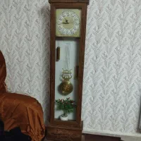 ساعت ایستاده سالم