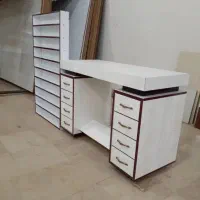 میز کاشت ناخن