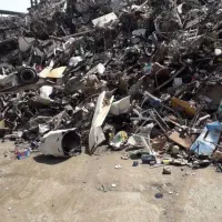 جمع اوری ضایعات آهن، لاک، کارتن