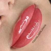 به مناسبت روز دختر تخفیف روی خدمات آرایش دائم