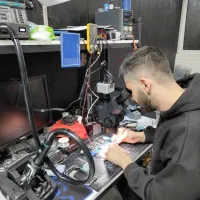 تعمیرات فوق تخصیصی آیفون