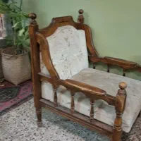 مبلمان چوبی قدیمی