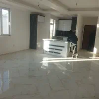 ۸۲ متر/ فول امکانات / فول دیزاین / سراتاسر نورگیر