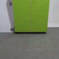 دکور کفش و لباس