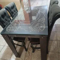 میز غذاخوری ۴ نفره