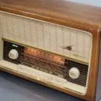 رادیو قدیمی جیوه دار