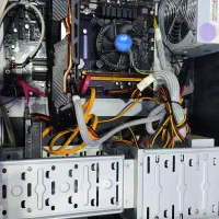 Pc با مشخصات خوب