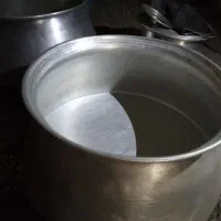 ظرف   دیگ