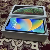 ایفون XS