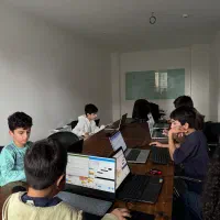 آموزش برنامه‌نویسی و رباتیک ویژه کودک و نوجوان