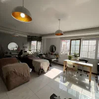 میز ناخن /صندلی ارایش دائم