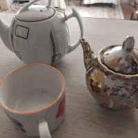 قوری و فنجان