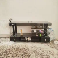 میز تلویزیون شیشه ای