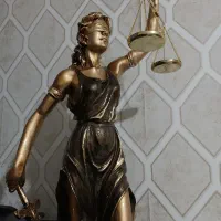 موسسه حقوقی و وکیل در امور حقوقی-کیفری-طلاق