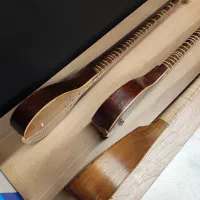 سه‌تارهای عبایی و کتابی