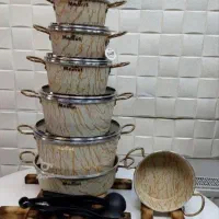 یک دست فقط موجود