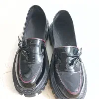 کفش دخترانه ، زنانه