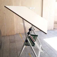 میز رسم/جنس چوب درجه یک/تمیز