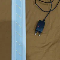 نور (لامپ) آکواریوم کاملا سالم