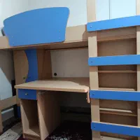 تخت یکنفره ومیز تحریر دار