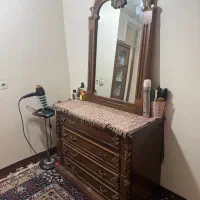میز آرایشی چوبی
